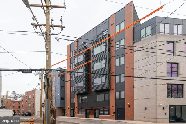 $2,095 | 901 Leland Street, Unit 2B505, Philadelphia, PA 19130