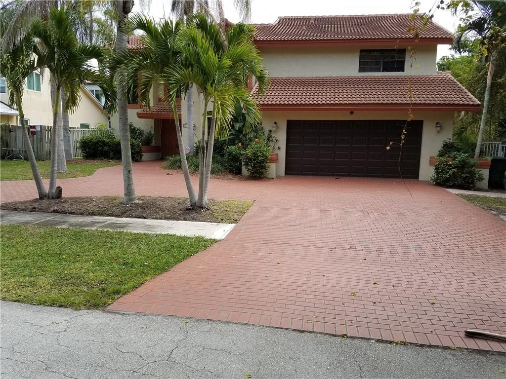 1642 Southwest 5th Avenue Boca Raton, FL 33432 - Photo 2 of 23 Photo 2