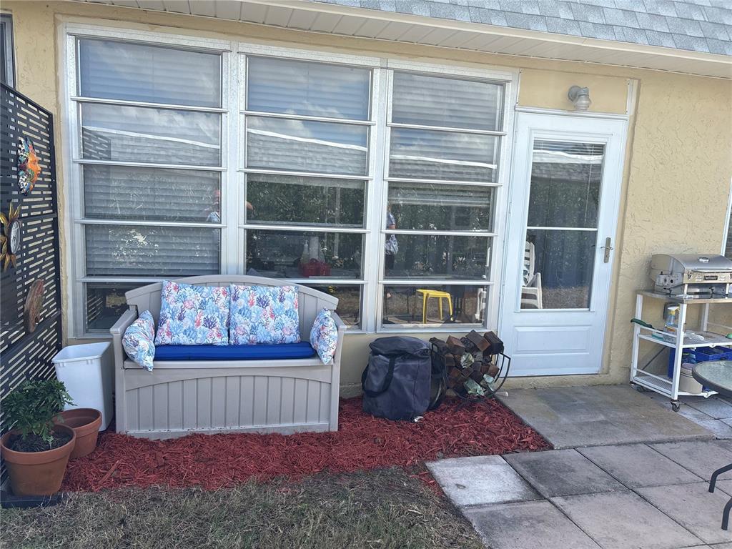 9617 Brassie Court New Port Richey, FL 34655 - Photo 30 of 41 a living room with furniture