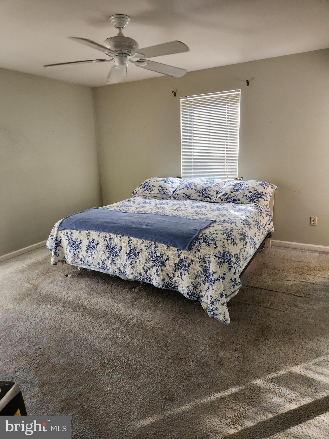 22 Theodore Avenue Maple Shade, NJ 08052 - Photo 28 of 33 a bedroom with a bed plant and a window