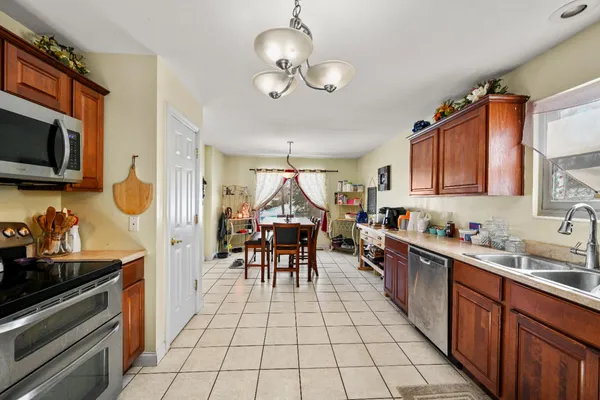 $370,000 | 20303 Alpine Drive, Lawrenceburg, IN 47025