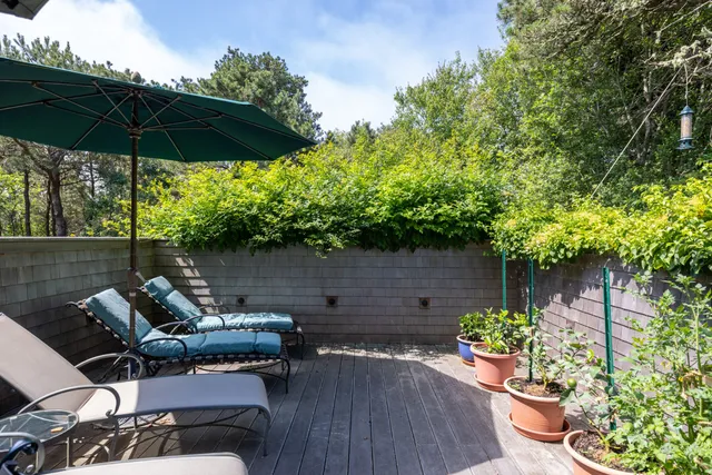 $3,095,000 | 20 Evergreen Way, Nantucket, MA 02554