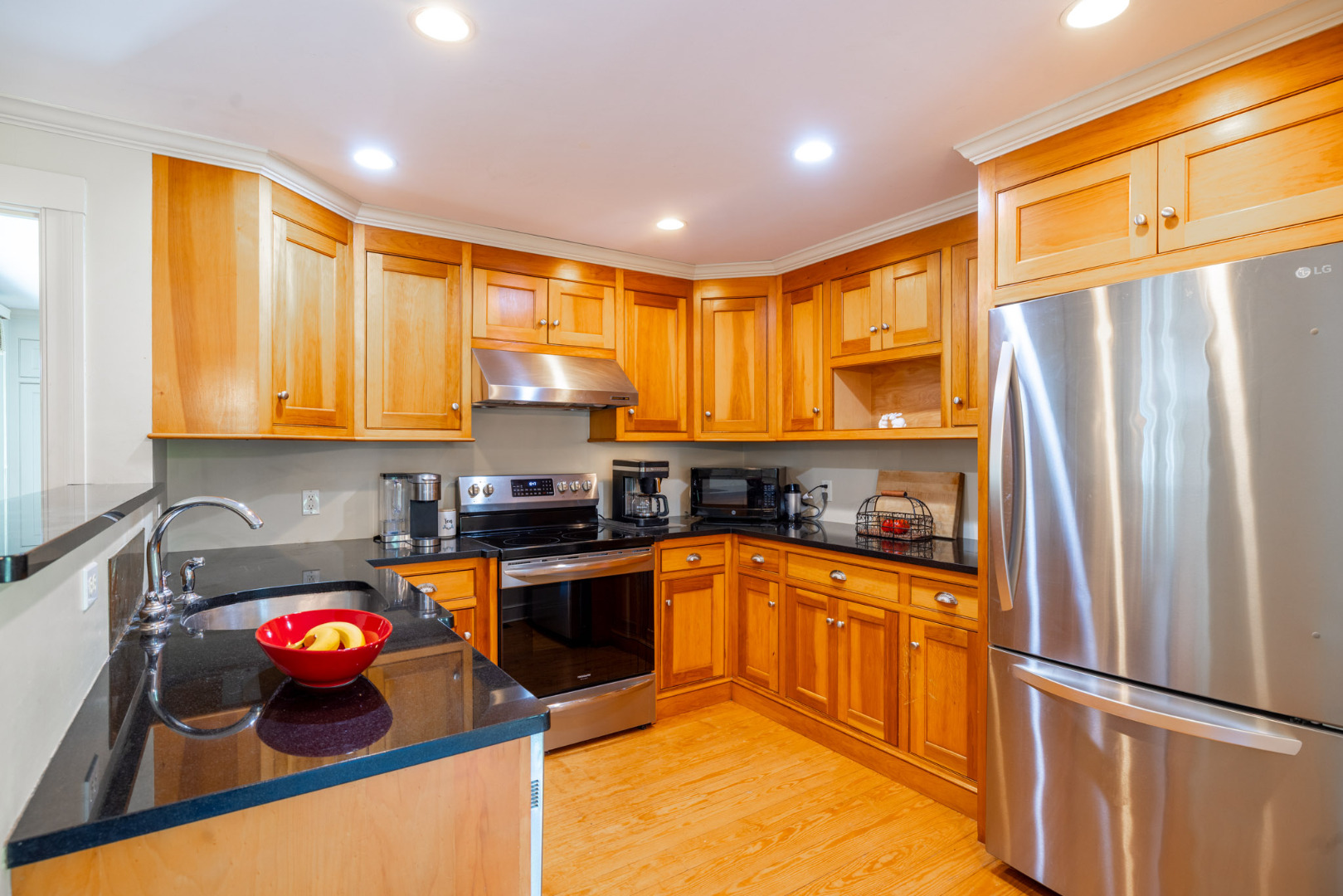 20 Evergreen Way Nantucket, MA 02554 - Photo 12 of 38