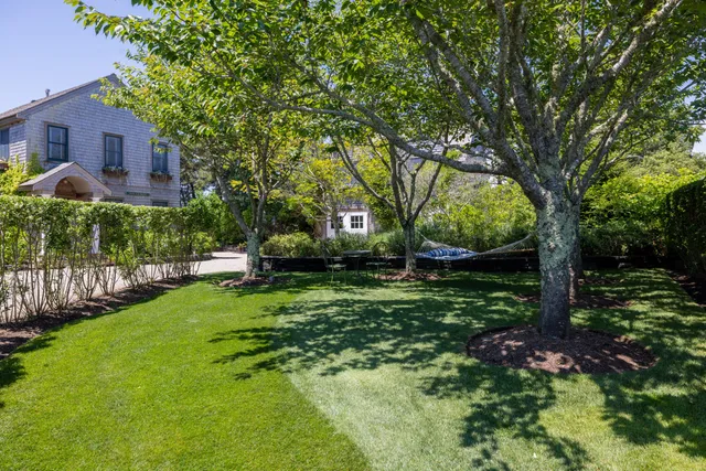 $3,095,000 | 20 Evergreen Way, Nantucket, MA 02554