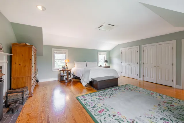 $3,095,000 | 20 Evergreen Way, Nantucket, MA 02554