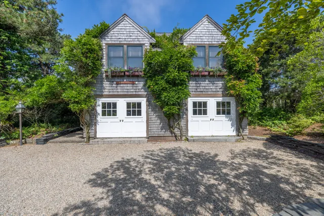 $3,095,000 | 20 Evergreen Way, Nantucket, MA 02554