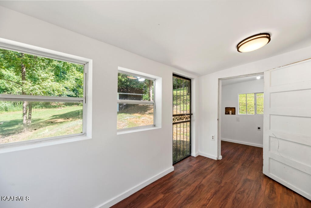 9519 Pedigo Road Powell, TN 37849 - Photo 15 of 29 Gallery Image 15