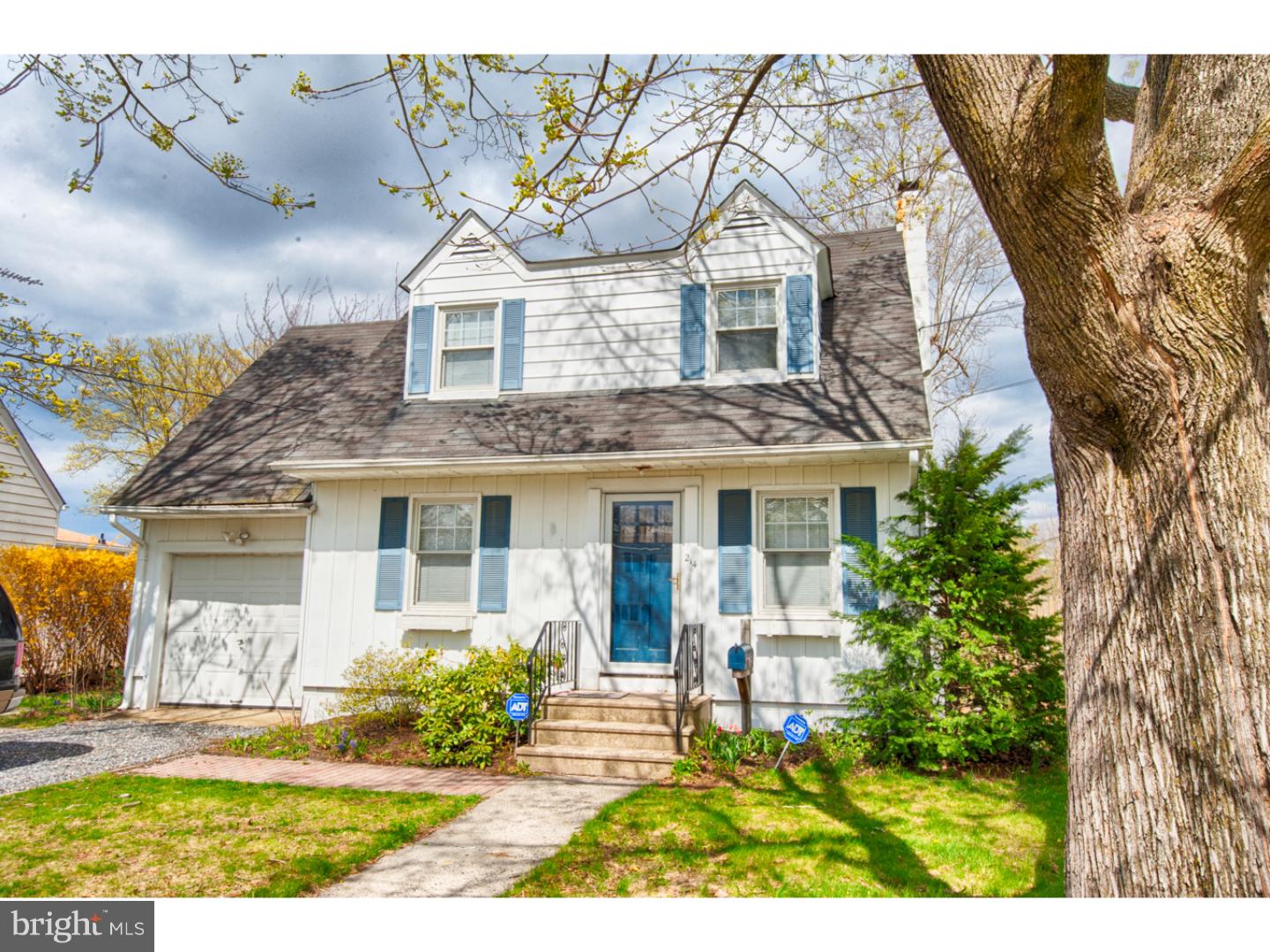 214 Sheridan Road Hamilton, NJ 08619 - Photo 1 of 14 Exterior Front