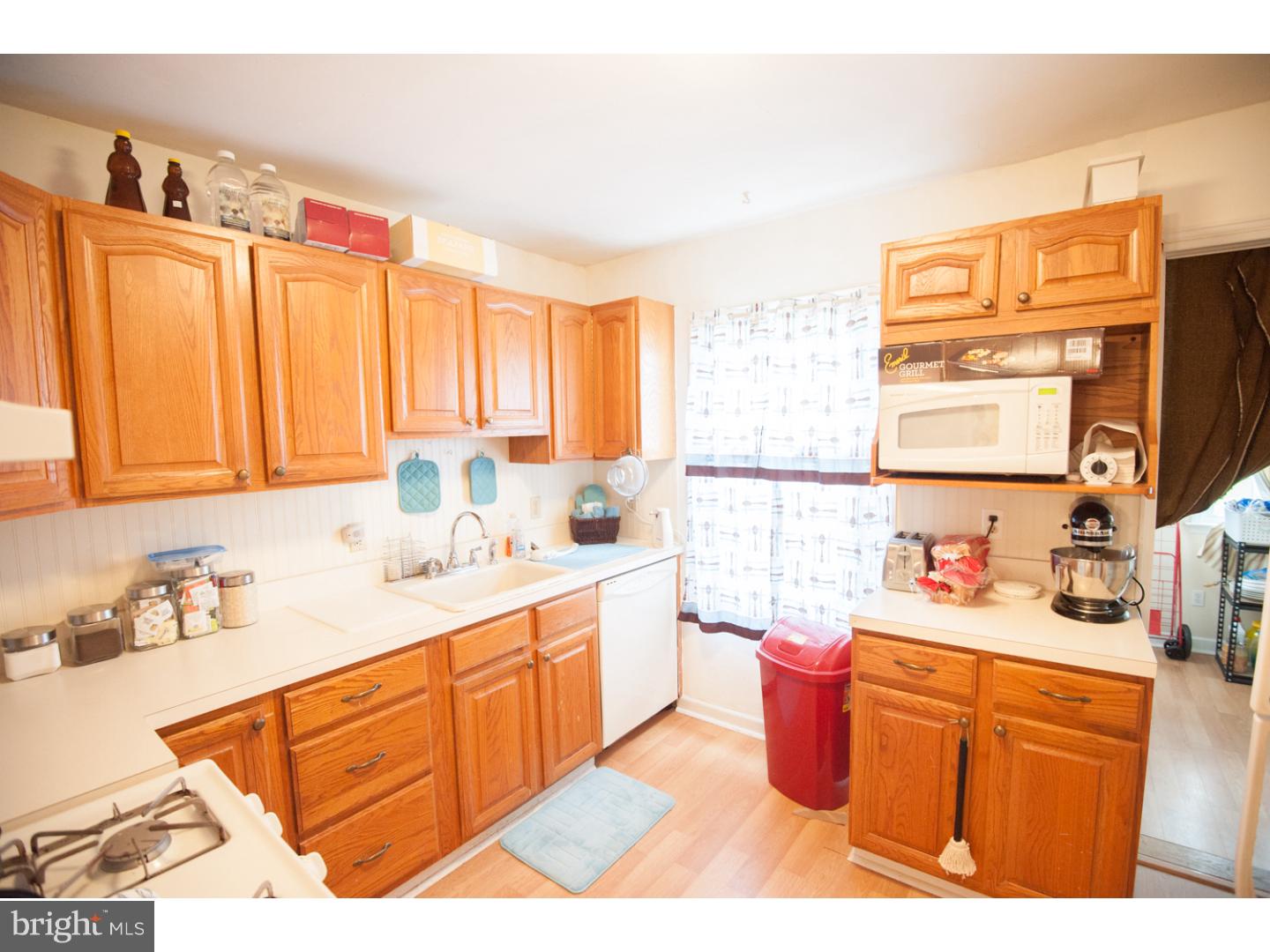 214 Sheridan Road Hamilton, NJ 08619 - Photo 5 of 14 Kitchen