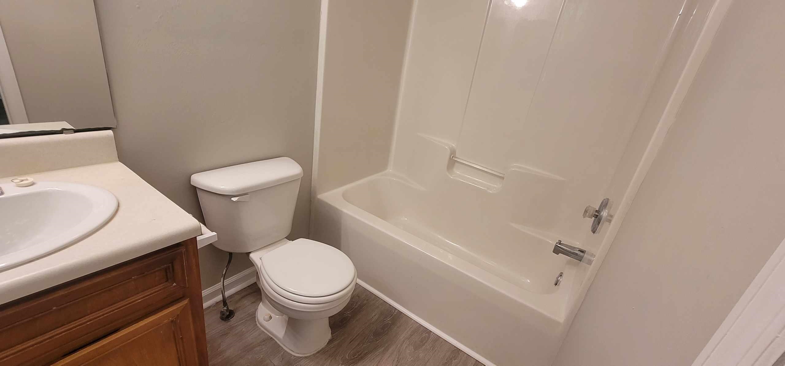 2525 Hartsfield Road, Unit 8 Tallahassee, FL 32303 - Photo 3 of 15