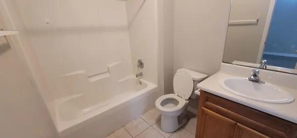$1,525 | 2525 Hartsfield Road, Unit 8, Tallahassee, FL 32303