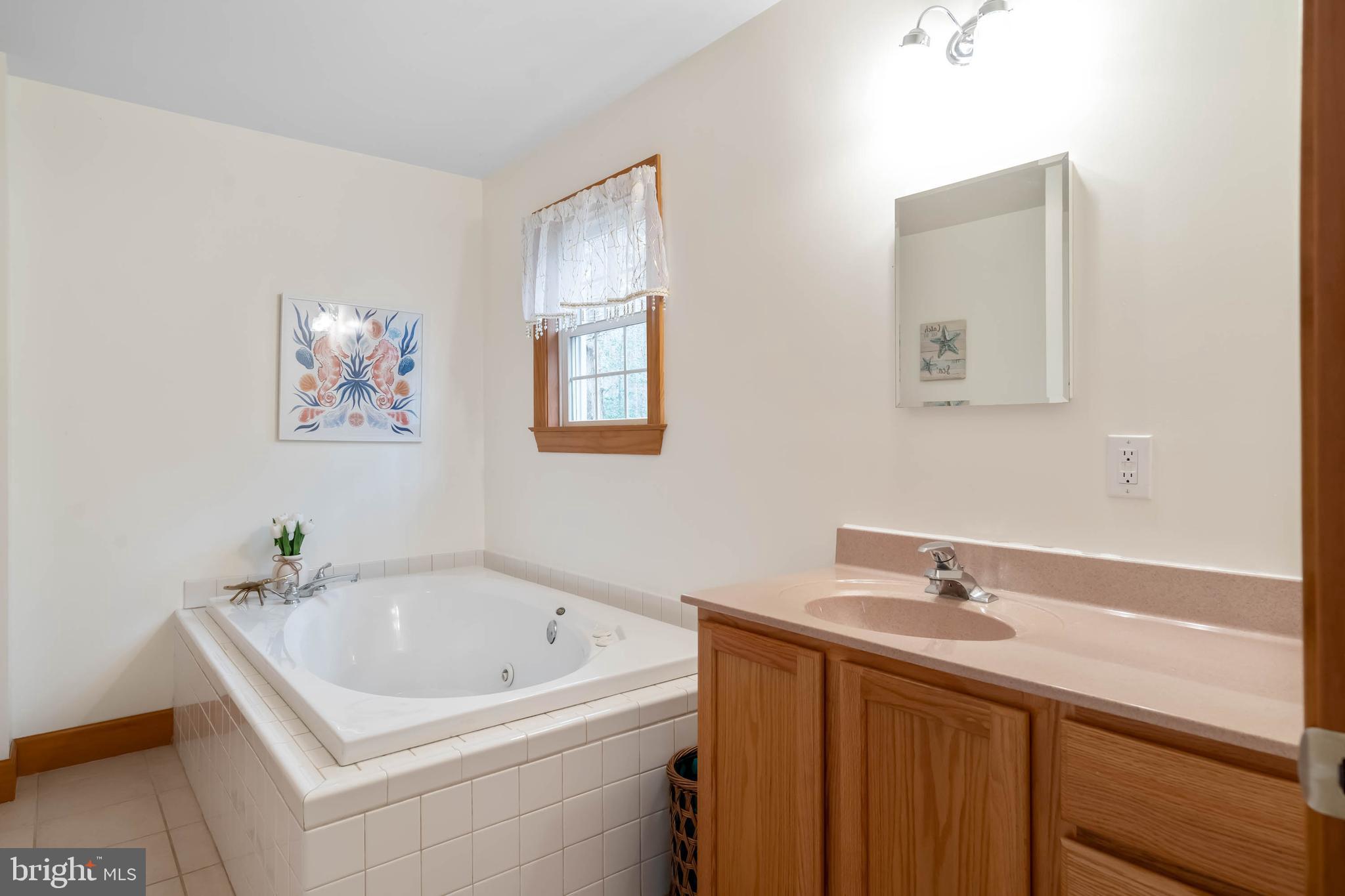 34521 Bookhammer Landing Road Lewes, DE 19958 - Photo 21 of 44 Upstairs primary ensuite