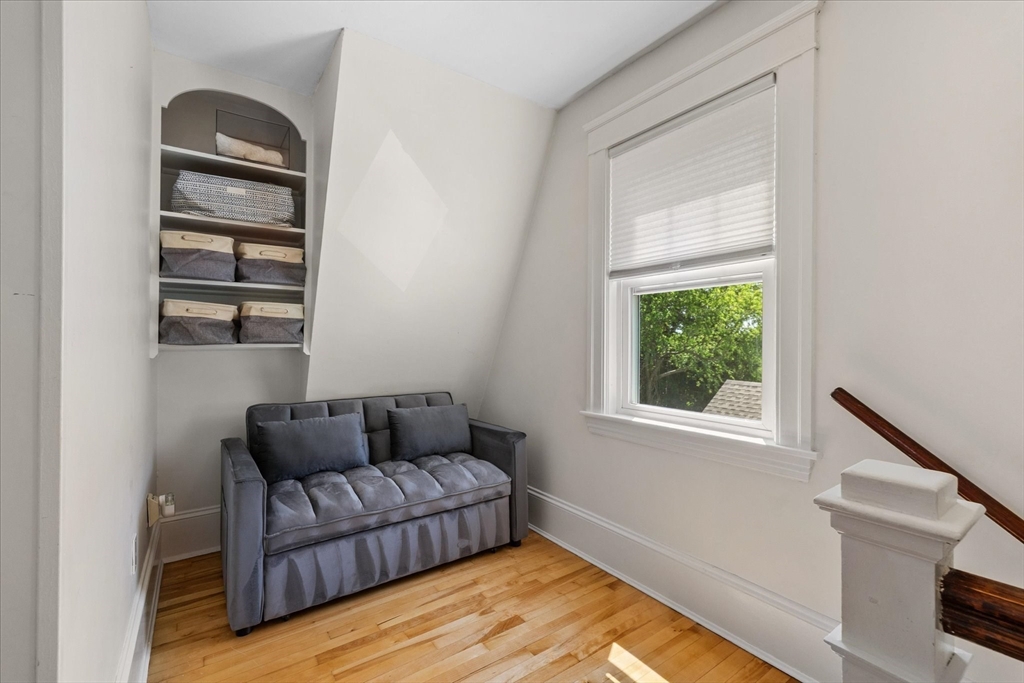 19 Barnard Road Worcester, MA 01605 - Photo 18 of 34