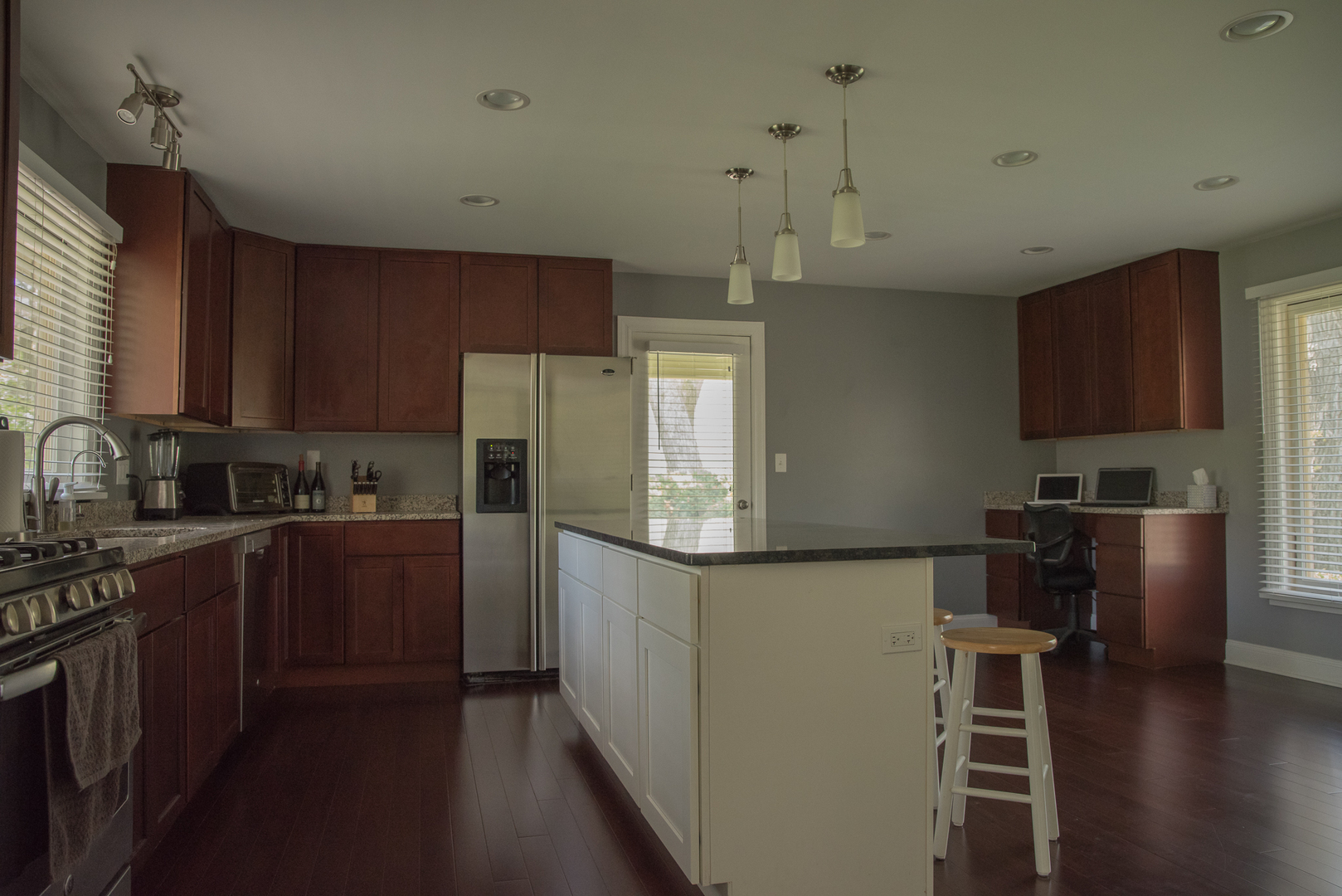 4120 Rigby Road Crystal Lake, IL 60012 - Photo 12 of 30