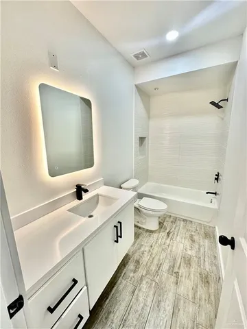 $1,100 | 1104 Jessie Street, Unit 2, Weslaco, TX 78596