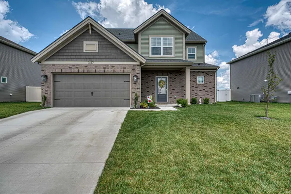 $420,000 | 3127 Dowgate Drive, Newburgh, IN 47630