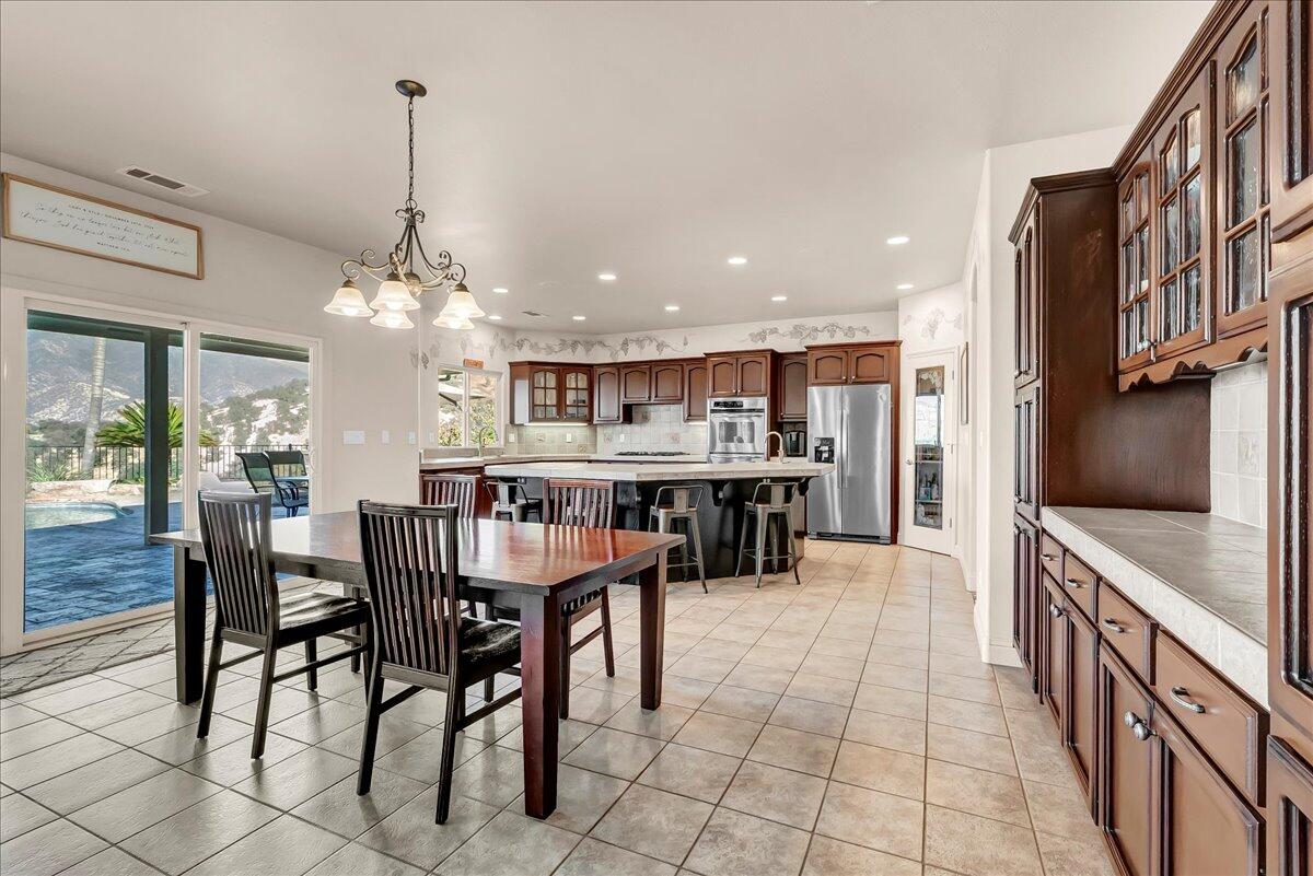 16489 Goat Ranch Road Springville, CA 93265 - Photo 13 of 94 38-38