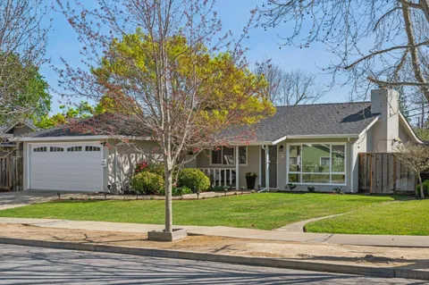 $1,825,000 | 2825 Washington Avenue, Redwood City, CA 94061