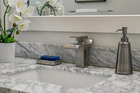 $1,825,000 | 2825 Washington Avenue, Redwood City, CA 94061