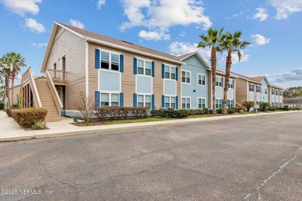 $1,795 | 1601 Nectarine Street, Unit F6, Fernandina Beach, FL 32034