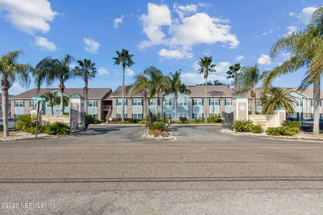 $1,850 | 1601 Nectarine Street, Unit F6, Fernandina Beach, FL 32034