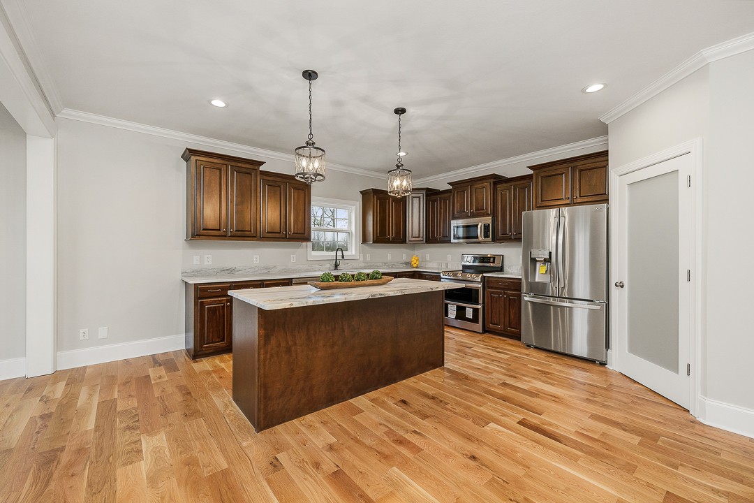 2441 Tollisontown Road Sparta, TN 38583 - Photo 5 of 37 Gallery Image 5
