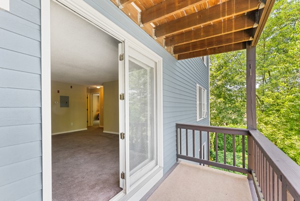 283 Privilege Street, Unit 4 Woonsocket, RI 02895 - Photo 6 of 23 Gallery Image 6