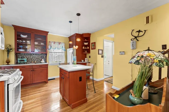 $599,999 | 14 Margin Street, Peabody, MA 01960