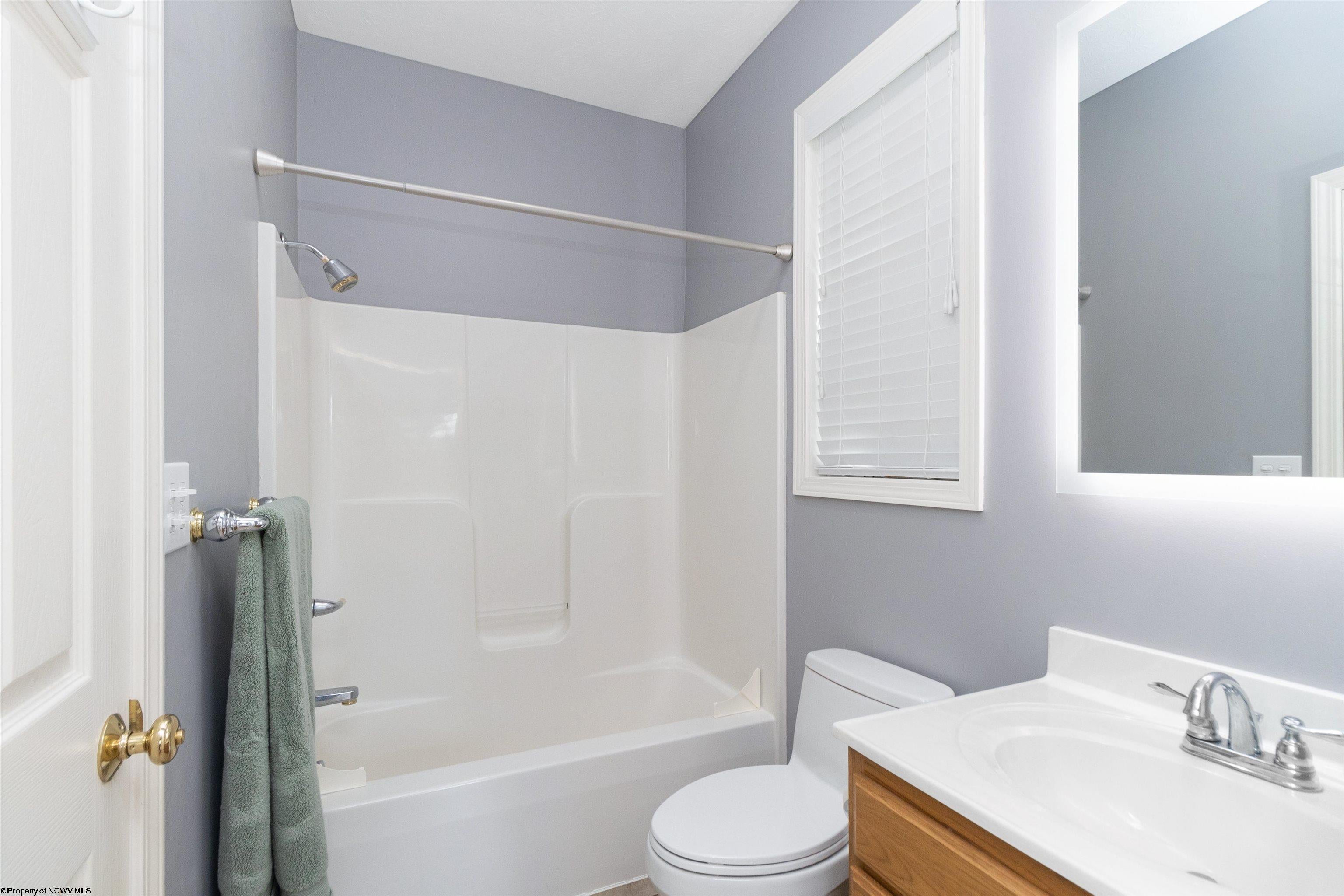 3003 Dogwood Road Bridgeport, WV 26330 - Photo 15 of 50 Gallery Image 15