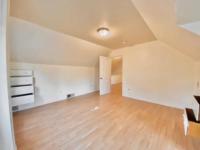 $206,000 | 18034 Ridgewood Avenue, Lansing, IL 60438