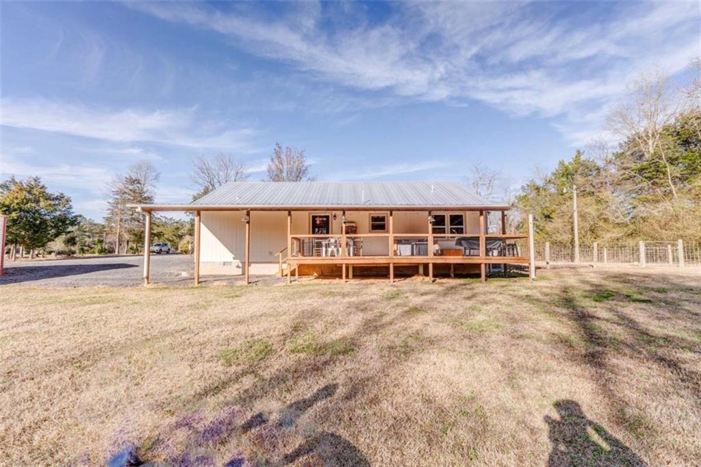 943 Shiloh Road Cedartown, GA 30125 - Photo 42 of 51 front view of a house with a big yard