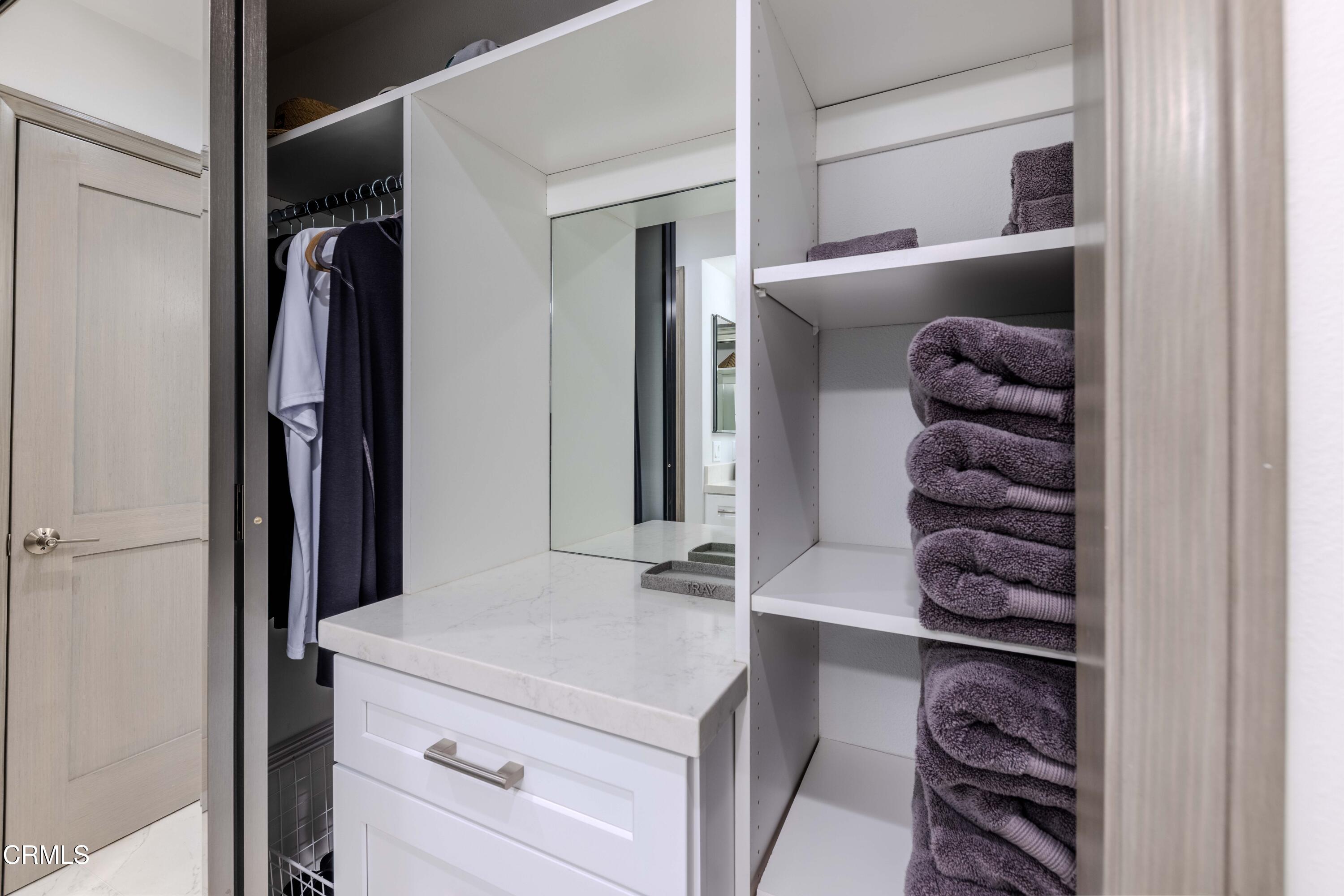 4511 Gateshead Bay Oxnard, CA 93035 - Photo 26 of 36 a view of walk in closet