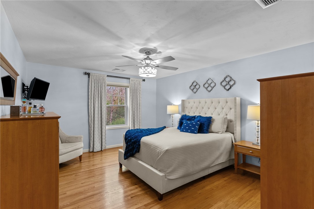 8 Nicole Circle, Unit B Smithfield, RI 02917 - Photo 13 of 21