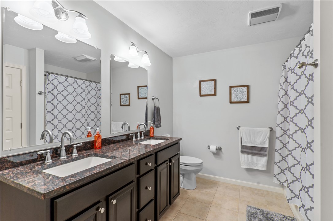 8 Nicole Circle, Unit B Smithfield, RI 02917 - Photo 16 of 21