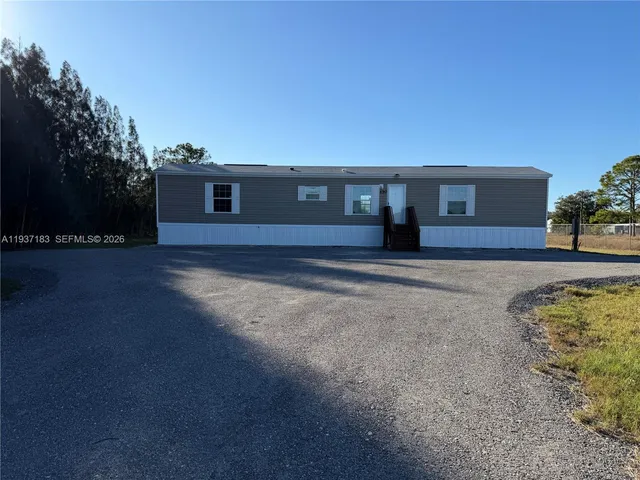 $295,000 | 130 North Granja Street, Clewiston, FL 33440