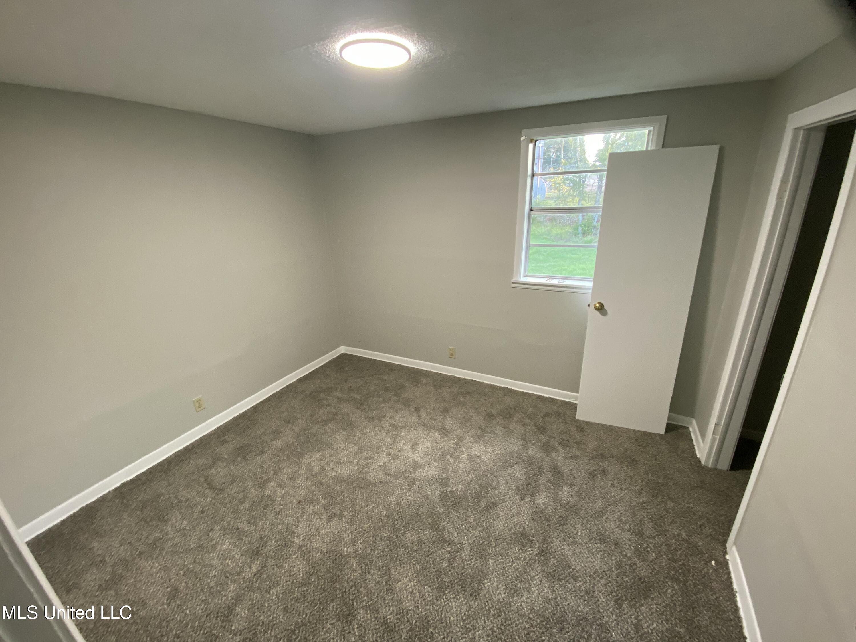 593 Highway 310 Como, MS 38619 - Photo 4 of 8 A5D8A829-2D6F-481C-A982-E694BCF2F6D5