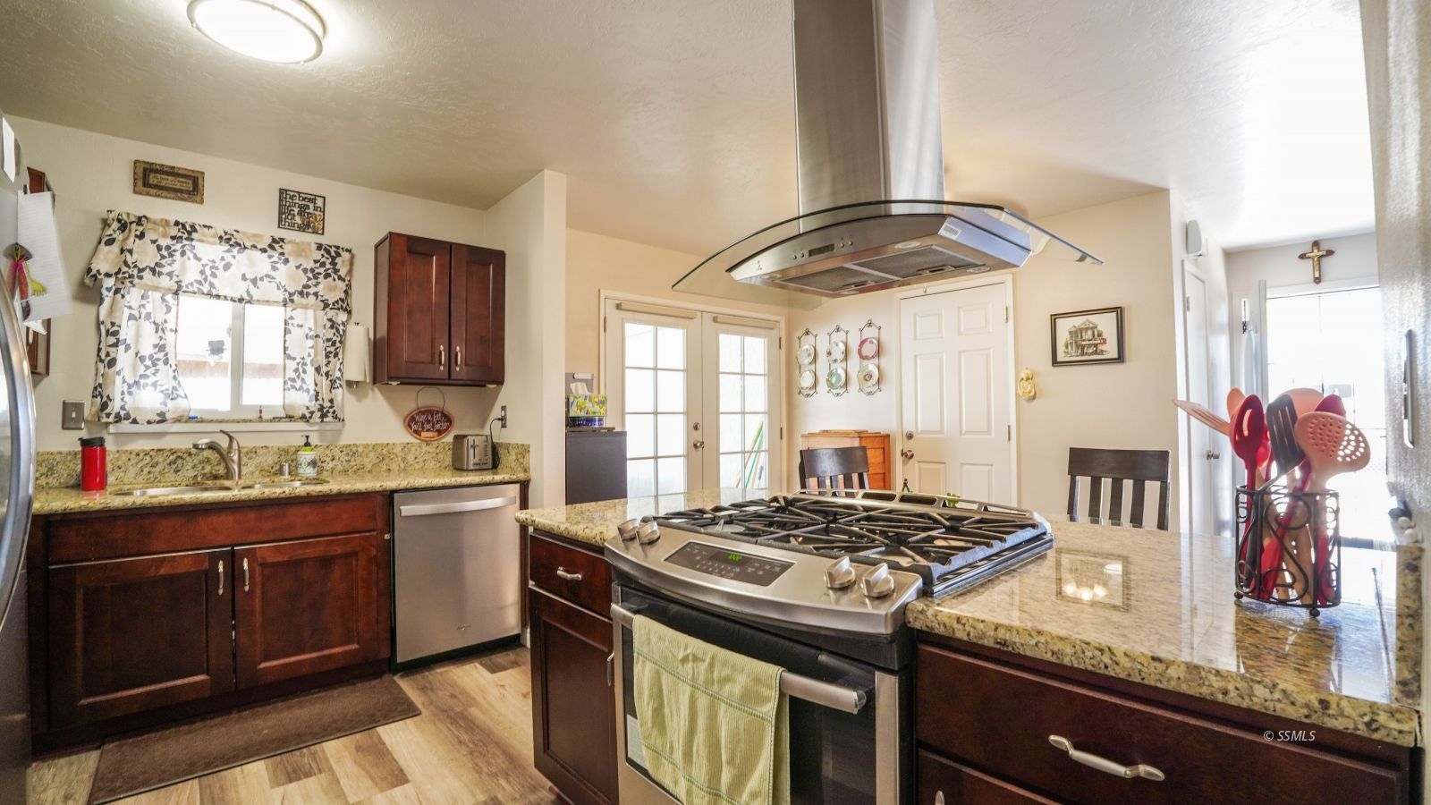 1437 Porter Street Ridgecrest, CA 93555 - Photo 8 of 22