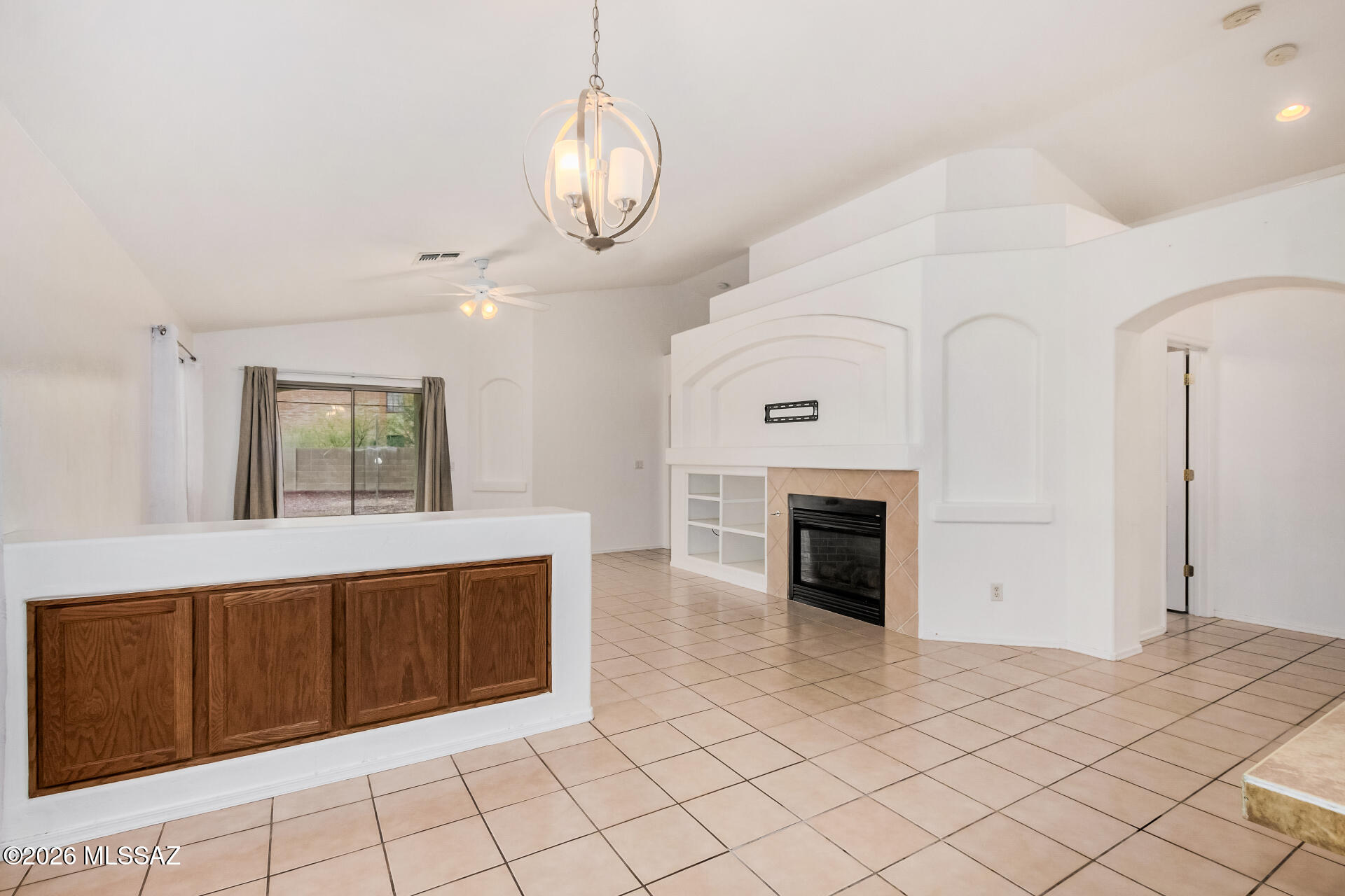 8509 East Sarnoff Ridge Loop Tucson, AZ 85710 - Photo 11 of 32