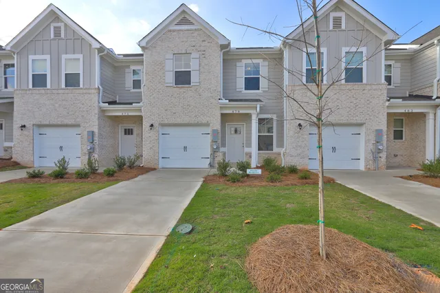 $2,300 | 479 Payne Drive, McDonough, GA 30253