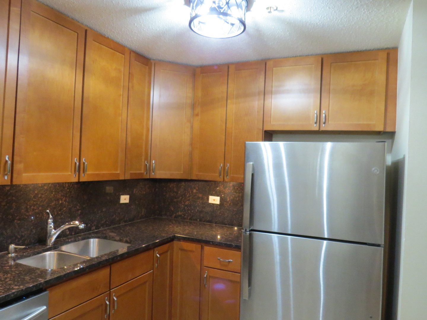 740 Weidner Road, Unit 302 Buffalo Grove, IL 60089 - Photo 3 of 25 Gallery Image 3