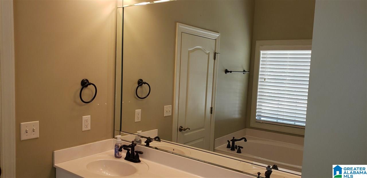 77 Shades Crest Road Hoover, AL 35226 - Photo 13 of 29