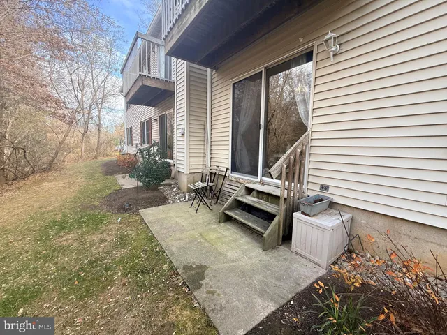 $329,900 | 32 Juniper Court, Lawrence Township, NJ 08648