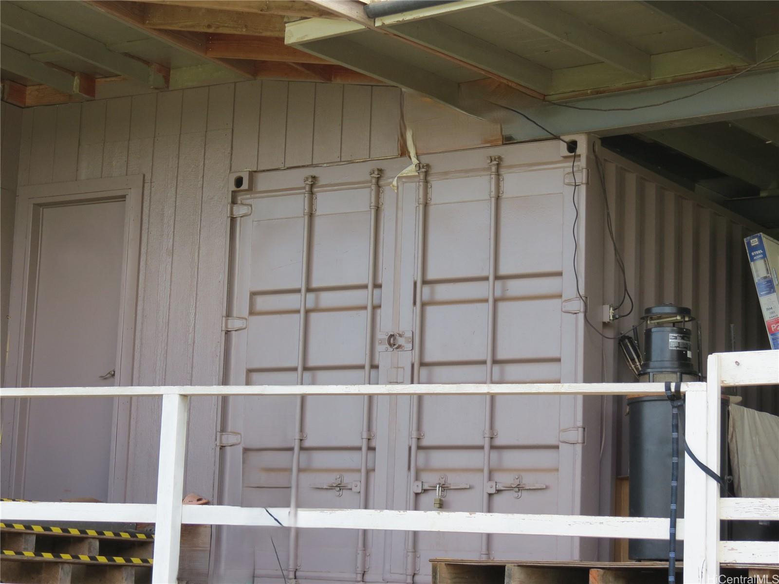 94-1100 Kunia Road, Unit 42F Waipahu, HI 96797 - Photo 8 of 25 a view of a balcony