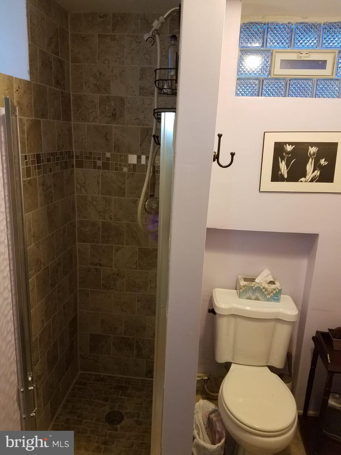 6915 Fieldcrest Road Baltimore, MD 21215 - Photo 8 of 12