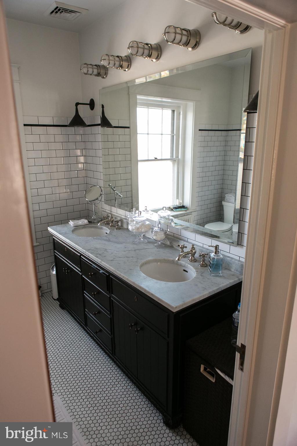 853 Pleasure Road Lancaster, PA 17601 - Photo 40 of 43 Gallery Image 40