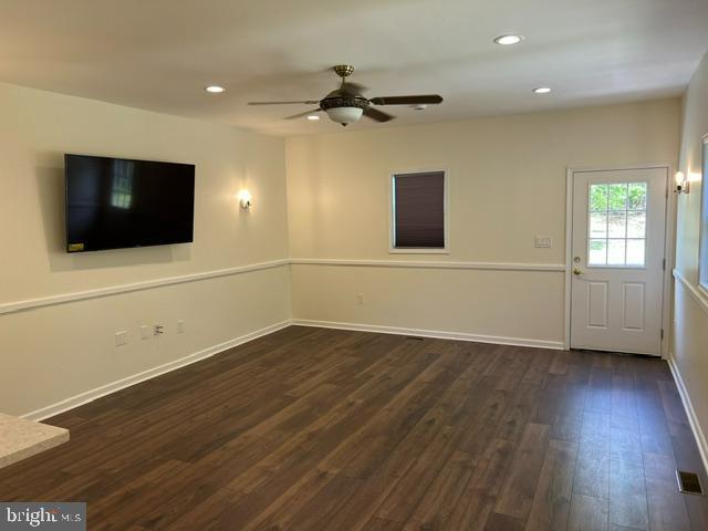 447 Ellis Avenue Lawnside, NJ 08045 - Photo 9 of 27 Fam room with rear entry to deck