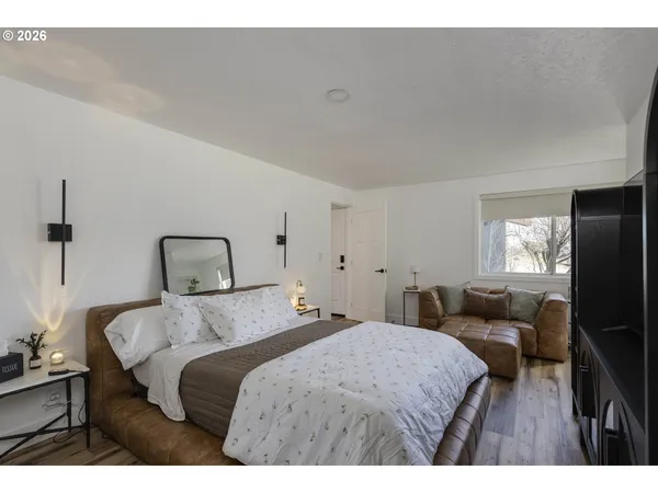 $2,000,000 | 19020 Southwest Christensen Road, McMinnville, OR 97128