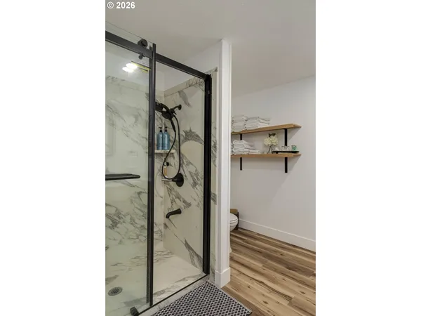 $2,000,000 | 19020 Southwest Christensen Road, McMinnville, OR 97128