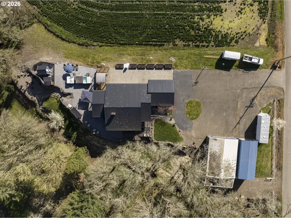 $2,000,000 | 19020 Southwest Christensen Road, McMinnville, OR 97128
