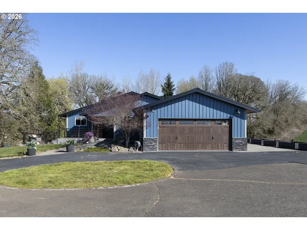 $2,000,000 | 19020 Southwest Christensen Road, McMinnville, OR 97128